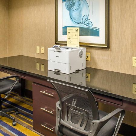 Embassy Suites By Hilton St Louis Airport Bridgeton Bagian luar foto